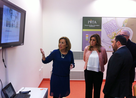 Susana Díaz durante su visita al PITA.
