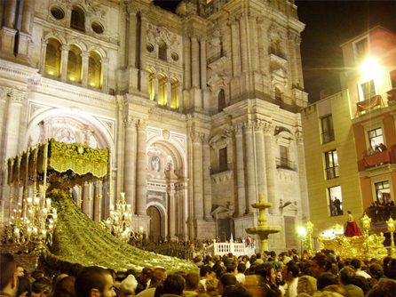 Catedral de Málaga con su Semana Santa.