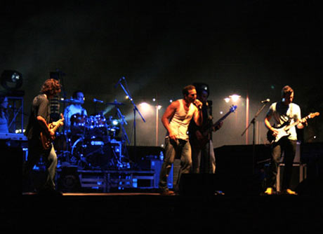Capitán Canvión es una de las bandas invitadas al festival.
