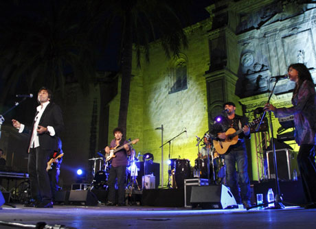 Más de 3.000 personas vieron el concierto de Antonio Carmona.