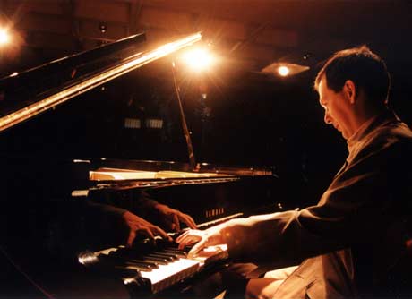 El pianista catalán Ignasi Terraza será uno de los grandes que tocará en Clasijazz.