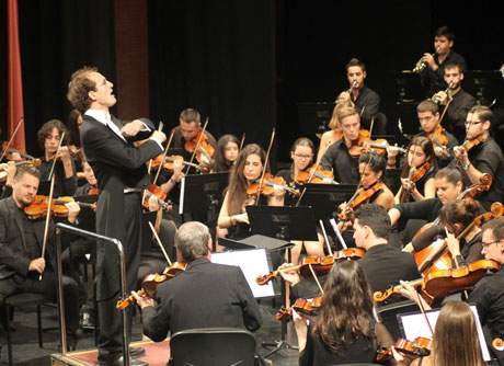 El director de la Filarmónica de Barcelona ha disfrutado con el concierto.