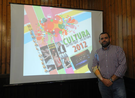 El concejal de Cultura, Antonio Lázaro, presentó la programación de otoño.