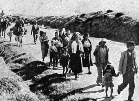 Miles de personas escaparon de Málaga en dirección Almería.