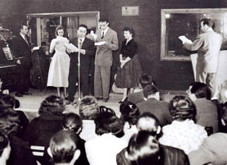 Realización del programa 'Cara al público' en 1956.