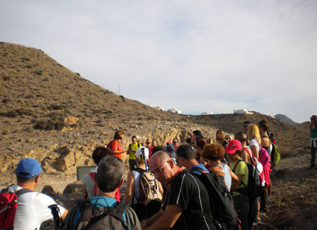 Las salidas por Cabo de Gata son habituales en el programa municipal.