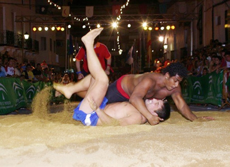 La lucha morisca es una de las competiciones de los juegos.