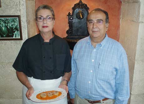 La chef Francisca Pérez y el jefe de sala Mariano López