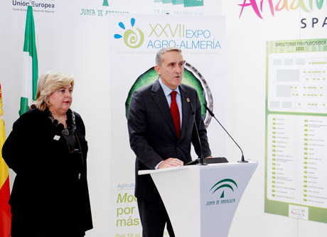 Clara Aguilera y Miguel López han presentado la feria almeriense.