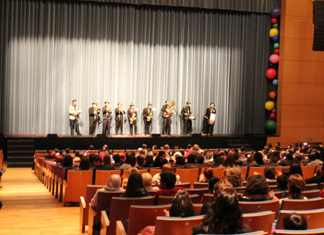 Las agrupaciones de carnaval actuaron en el Auditorio de El Ejido.