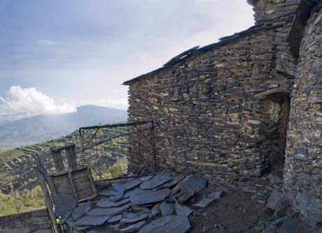 Las casas de Las Rojas se conservan en buen estado a pesar de ser una pedanía abandonada. Foto: A.J. Sánchez
