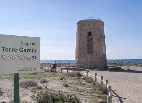 Torre García es una de las torres vigía más emblemáticas de Almería.