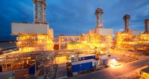 El polvo industrial reduce hasta una cuarta parte la edificiencia de las placas solares