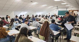 Un artículo sobre ‘Turismofobia’ abre los exámenes de la PAU en Asturias a la que se han presentado más de cinco mil estudiantes