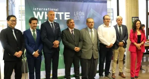 Piratas de sombrero blanco alertan en León sobre la necesidad de redoblar esfuerzos contra el uso de la Inteligencia Artificial por los ciberdelincuentes