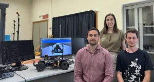 Tres estudiantes de la Universidad de Oviedo logran por segunda vez consecutiva el cuarto puesto en una competición mundial de coches autónomos