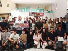 Un enchufe solar y una herramienta para detectar patrones de fraude bancario se imponen en el Concurso de Prototipos de la Escuela de Ingenierías