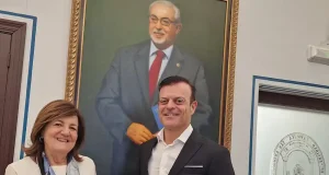 Martínez, preparador de IliaTopuria y embajador de la UCAM, lanza su libro ‘Fuerza, elixir de la vida’