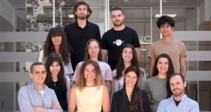 Una molécula logra «reprogramar» las células inmunes del cerebro para recuperar parte de su función protectora frente al alzhéimer