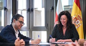 Ayuntamiento y Universidad de Almería se alían para luchar contra el sedentarismo, las enfermedades crónicas y el deterioro de la salud mental