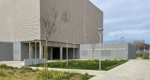El nuevo edificio de la Facultad de Medicina y de Ciencias de la Salud de la UEx llevará el nombre de Guillermo Fernández Vara