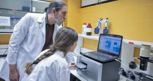Materiales antimicrobianos, una vía emergente para prevenir infecciones sin favorecer resistencias
