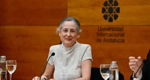 Margarita García Carriazo: «Una palabra con certeza puede curar tanto como un tratamiento»