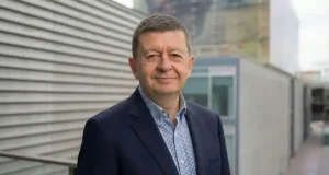 Jaime Gómez, primer científico español que recibe el el máximo reconocimiento internacional en investigación sobre medios porosos