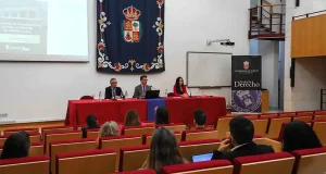 Veinte especialistas analizan en Burgos el impacto de la inteligencia artificial en la investigación jurídica