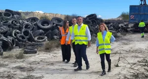 Murcia tarda veinte años en cerrar un vertedero ilegal de neumáticos