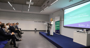 La Universidad Loyola presenta su nuevo Instituto de Investigación LETS para impulsar soluciones científicas en energía, tecnología y sostenibilidad