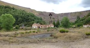 Rodolfo Vega: «Restaurar el paisaje minero es imposible. Hay que dejar trabajar a la naturaleza»