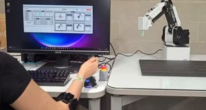 Este brazo robótico podría evitar lesiones dolorosas como la tendinitis, el síndrome del túnel carpiano o el dolor lumbar, principal causa global de discapacidad