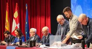 Los nuevos estatutos de la UBU no alcanzan las tres quintas partes necesarias para su aprobarción y la Institución seguirá rigiéndose por los de 2003