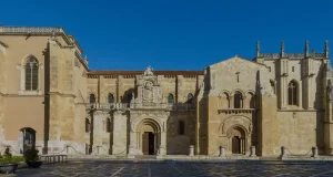 El análisis de la historia, lengua y patrimonio del antiguo Reino de León centra, por tercer año, un curso de verano de la ULE