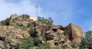Las ruinas de la milenaria fortaleza de Chercos Viejo amenazan con desplomarse