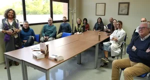 Edafólogos recopilan sus relatos en un libro para reivindicar el valor ecológico de este espacio que alberga la cuarta parte de la biodiversidad del planeta