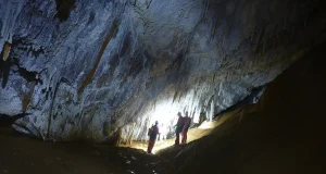 Muestran por primera vez como las mareas terrestres se detectan en el interior de cuevas profundas