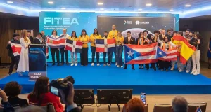 Jóvenes hispanos buscan en un hackatón un proyecto viable para una tripulación que vaya a Marte, y que pueda aplicarse en la Tierra