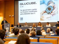 Los diabéticos tipo 2 ya pueden medir su glucosa sin pincharse gracias al primer dispositivo con certificado europeo