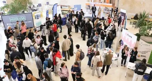 Una veintena de empresas y entidades orientan sobre salidas laborales a los estudiantes de la ULE en la ‘Jornada de Salidas Profesionales’