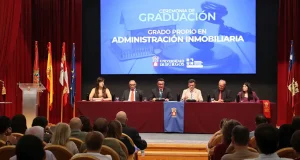 El Grado Propio en Administración Inmobiliaria de la UBU gradúa a su tercera promoción