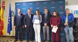 Murcia fomenta las vocaciones en ciencia y tecnología con 28 becas Piedad de la Cierva para alumnas de la Universidad de Murcia