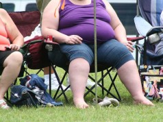 El ayuno intermitente y el ejercicio ayudan a perder más peso en personas con obesidad, pero no reducen más la grasa hepática