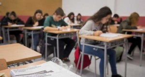 El bajo rendimiento académico es más frecuente en hombres que mujeres