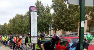 La UGR promueve la movilidad sostenible con una ‘biciescuela’