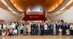 La nueva appCrue facilita a los estudiantes y al personal la relación con su universidad