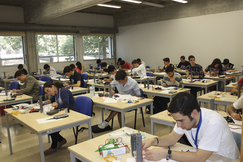 Estudiar en la Universidad de Murcia, trabajo práctico y calidad. 