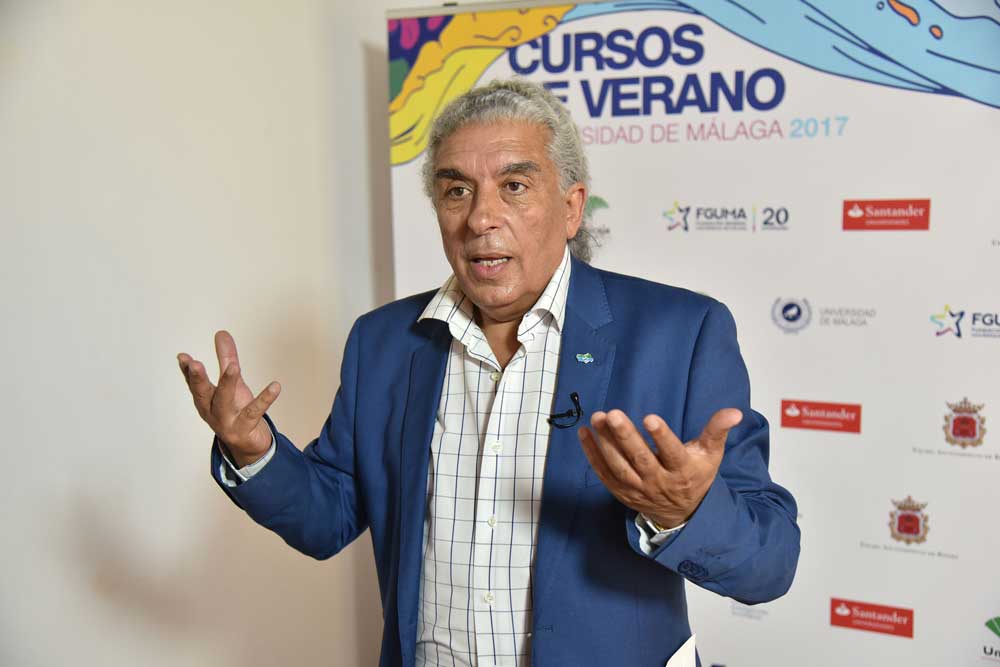 Paco Suárez durante su intervención.