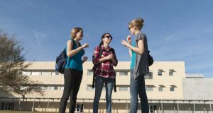 Banco Santander ofrece prácticas profesionales para universitarios con discapacidad